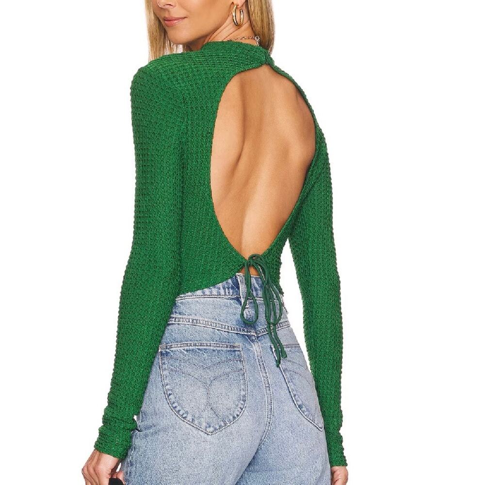 ASTR The Label Kae Top Open Tie Back Emerald Green Cropped Puckered Size Small